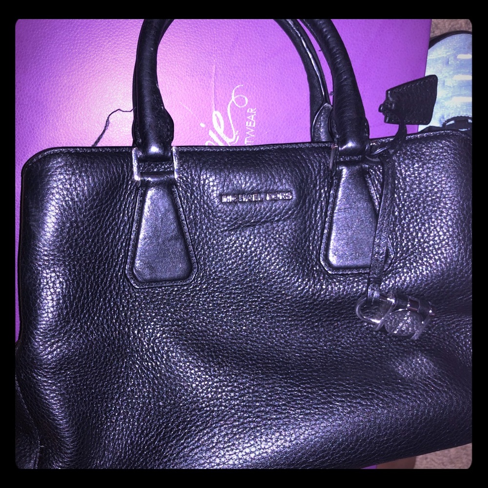 Medium Michael kors hand bag